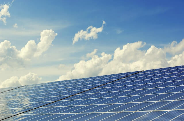 La Flandre exigera des panneaux solaires pour les gros consommateurs à partir de 2025